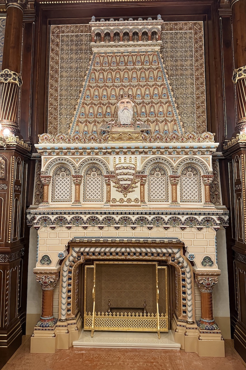 Fireplace_St Stephens Hall_Budapest