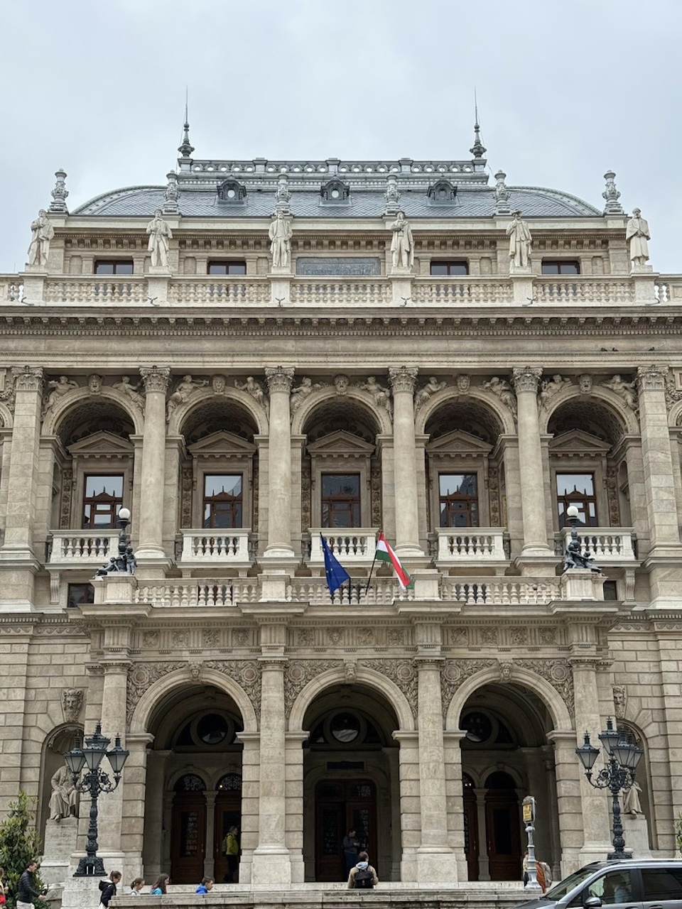 Hungarian State Opera_Budapest_Exterior_2025