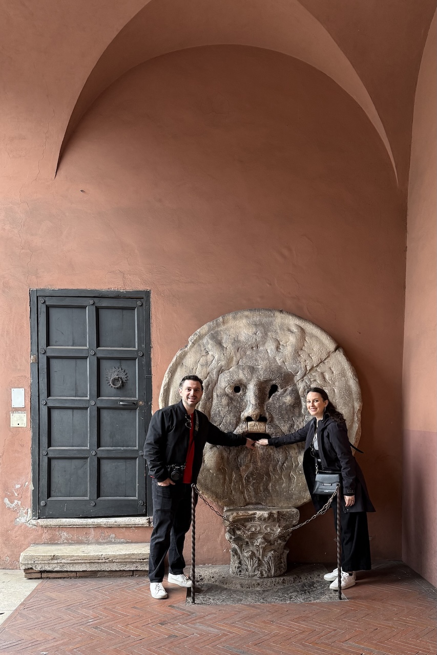 Lauren_Brian_Mouth of Truth_Rome