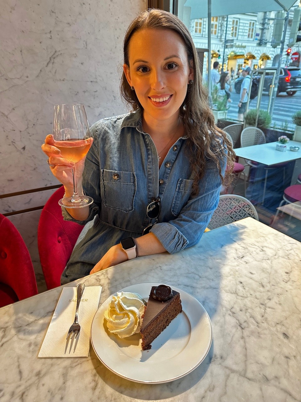 Lauren_Sachertorte_Vienna